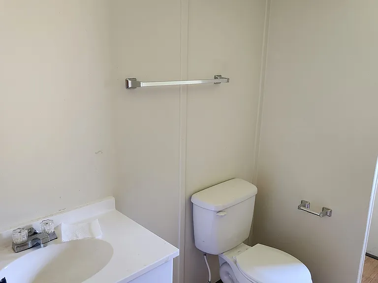 134 Grace Park — Photo 8