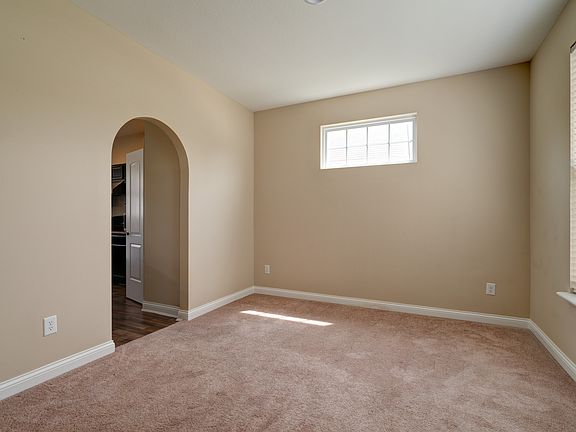 3rd image of 15460 Harmon Pl