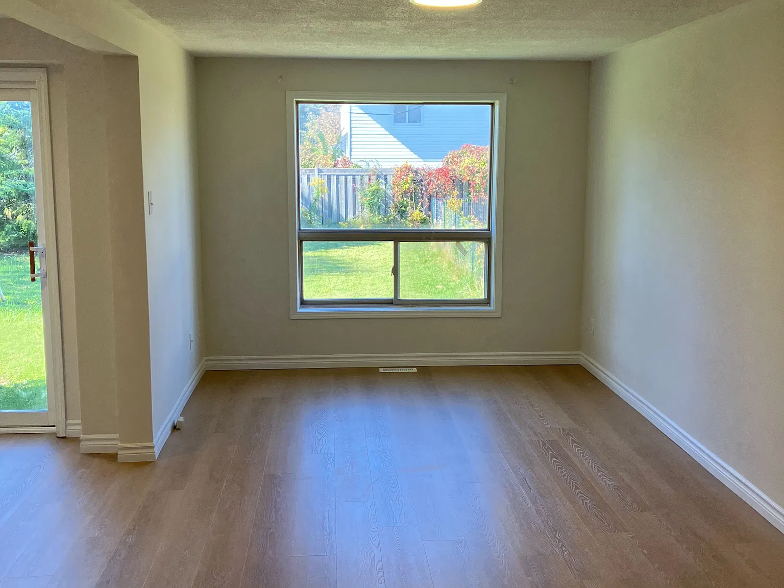 3 bed, $2,495 — Photo 4