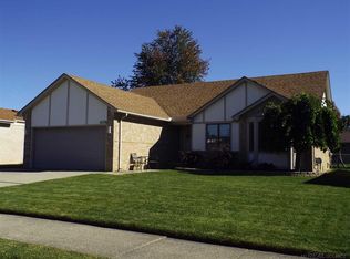 47374 Sanborn Dr, Macomb, MI 48044