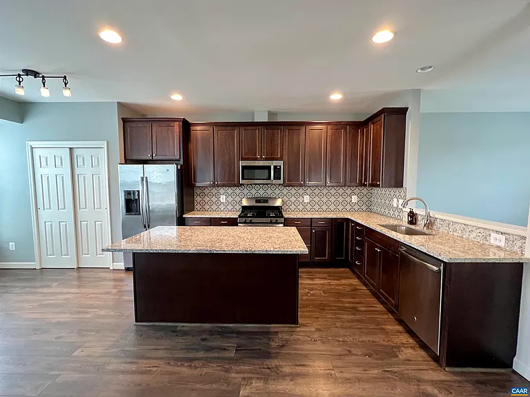 2545 Avemore Pond Rd — Photo 3