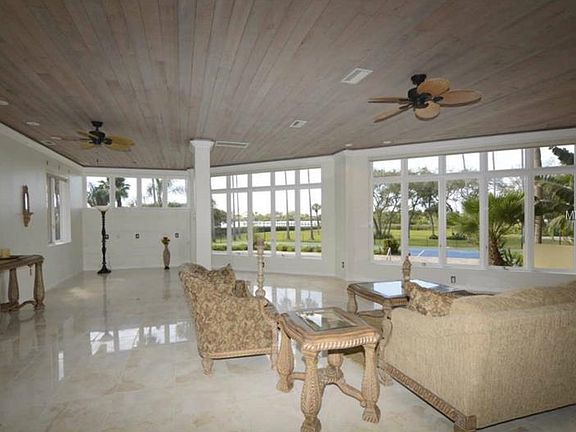 4th image of 1920 Bayshore Dr Unit 5