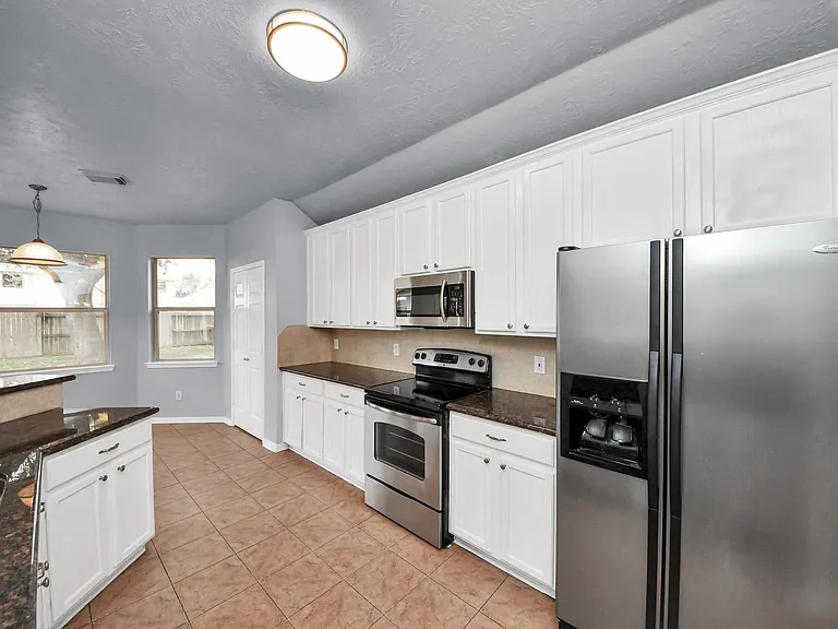 9711 Andrews Ln — Photo 20