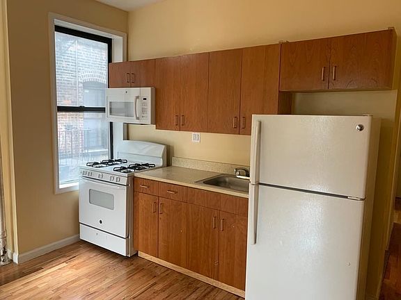 2nd image of 504 W 172nd St APT 3D