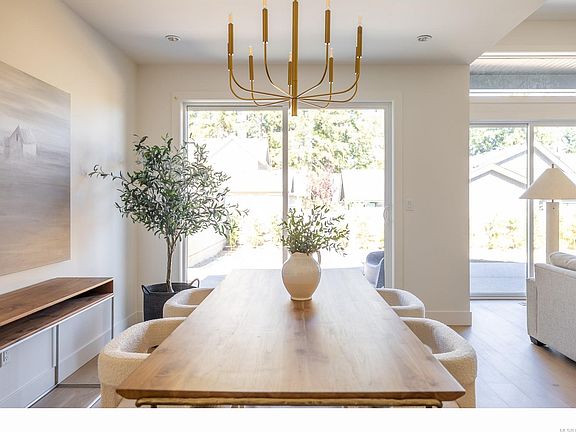 4th image of 708 Fern Ridge Pl