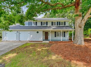 1695 Ridgeway Dr, Lawrenceville, GA 30044