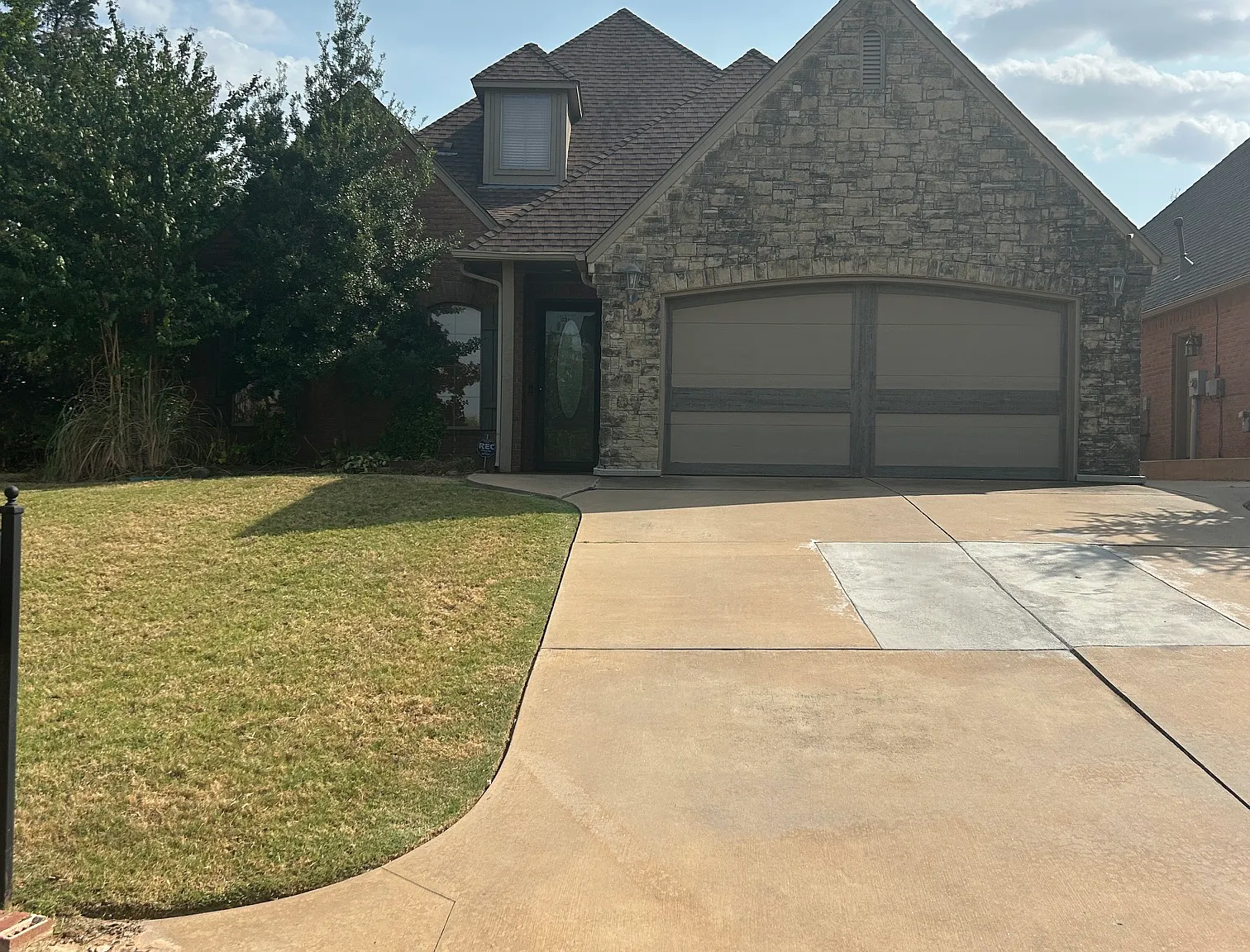 3 bed, 1647 sqft, $1,760 — Photo 1