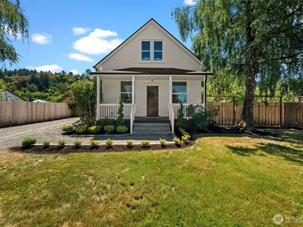 1408 12th Avenue SW, Puyallup, WA 98372