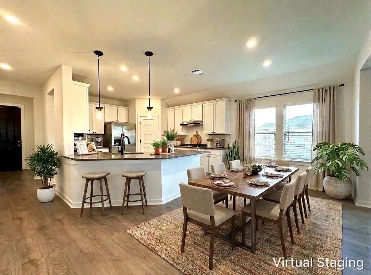 3 bed, 2.0 bath, 2161 sqft, $2,500 — Photo 1