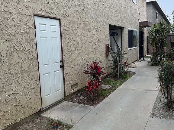 3rd image of 16907 S Vermont Ave #B