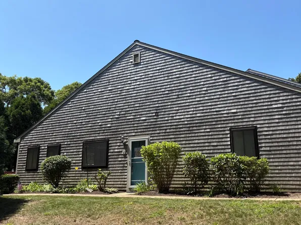 65 Roundhouse Road UNIT 65, Buzzards Bay, MA 02532
