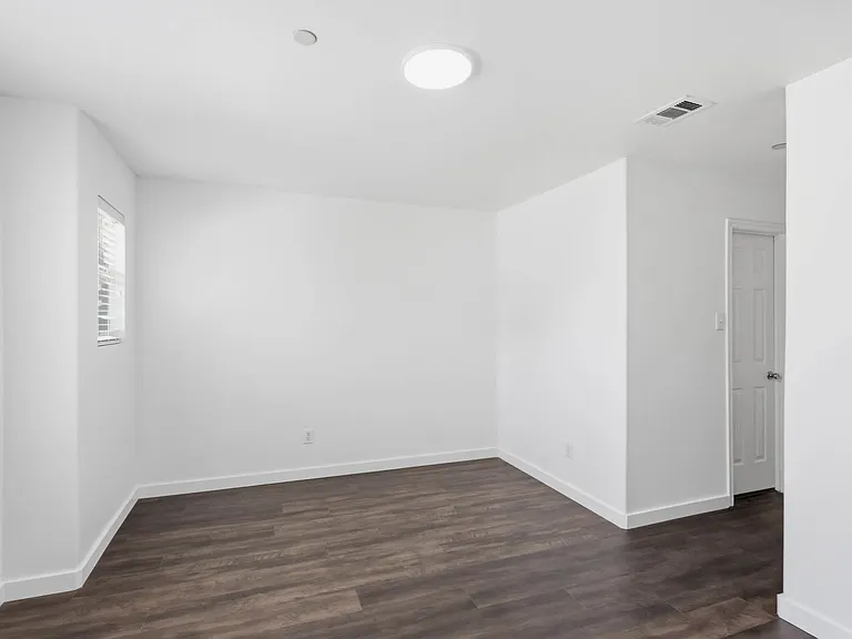 10067 Wake Bridge Dr — Photo 25