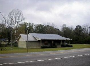 5156 Highway 15, Louin, MS 39338