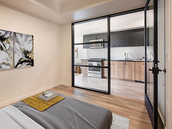 3rd image of 434 Minna St #2B-2Ba