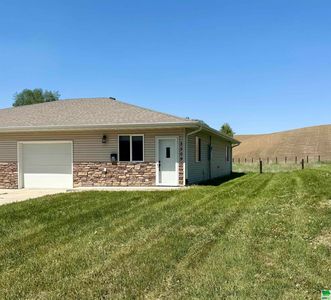 3509 E 14th St, Sioux City, IA, 51105