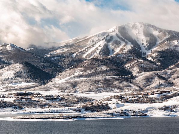 11969 N Shoreline Dr