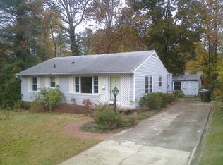 2318 Albright Dr, Greensboro, NC 27408