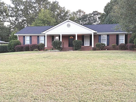 2nd image of 205 W Maplewood Dr