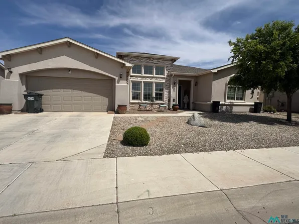 1403 Springfield St, Artesia, NM 88210