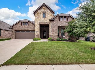 2805 Twin Ridge Dr, Arlington, TX 76001