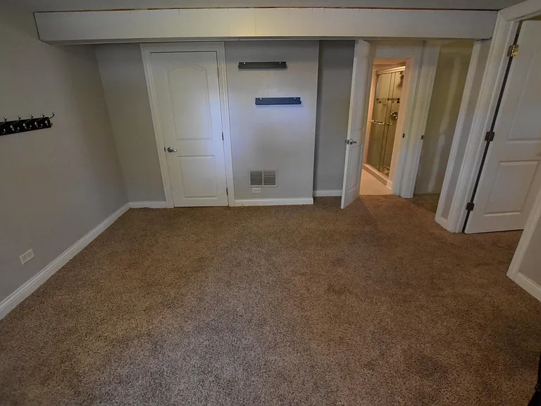 7852 Sprucewood Ave — Photo 36
