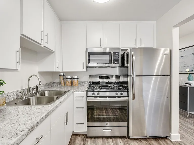 Echo 116 Apartment Homes — Photo 8