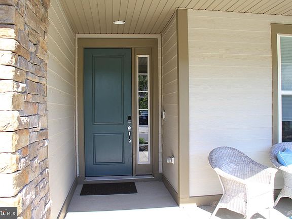 4th image of 109 Walleye Ct