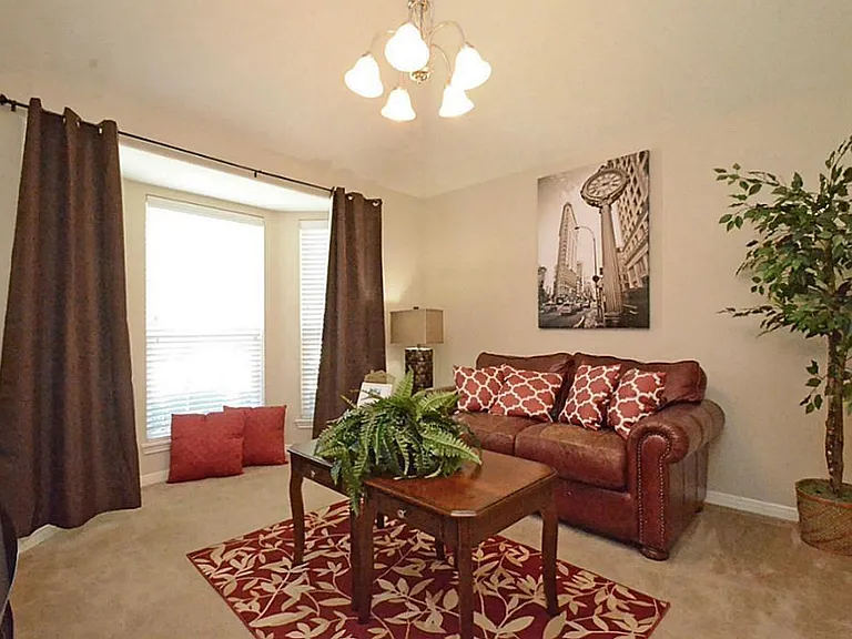 15834 Sarasam Creek Ct — Photo 4
