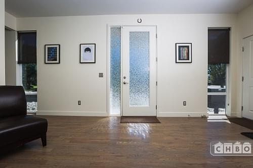 4th image of 3207 W 17th Ave