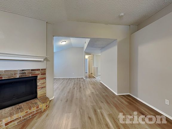 2nd image of 327 Moss Hill Dr