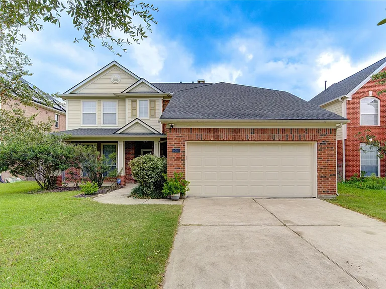 6018 Royal Hollow Ln — Photo 1