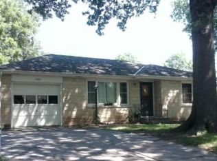 3664 X St, Lincoln, NE 68503