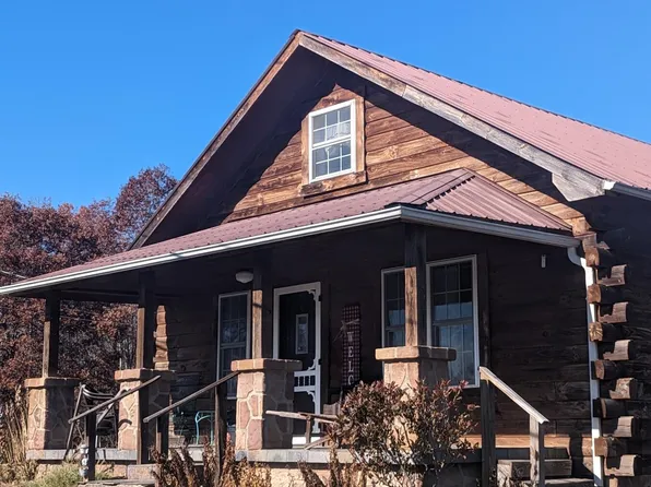 2180 Snodgrass Rd, New Tazewell, TN 37825