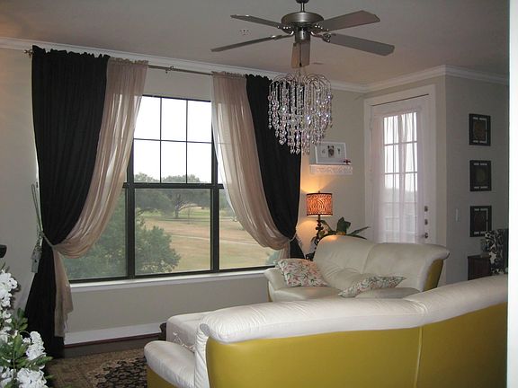 4th image of 7342 Oak Manor Dr
