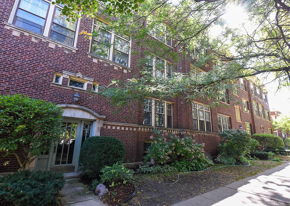1st image of 4347 N Wolcott Ave APT 1