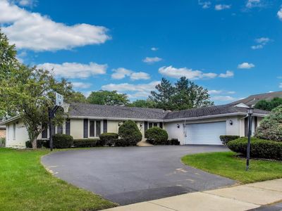 3360 Lake Knoll Dr, Northbrook, IL, 60062
