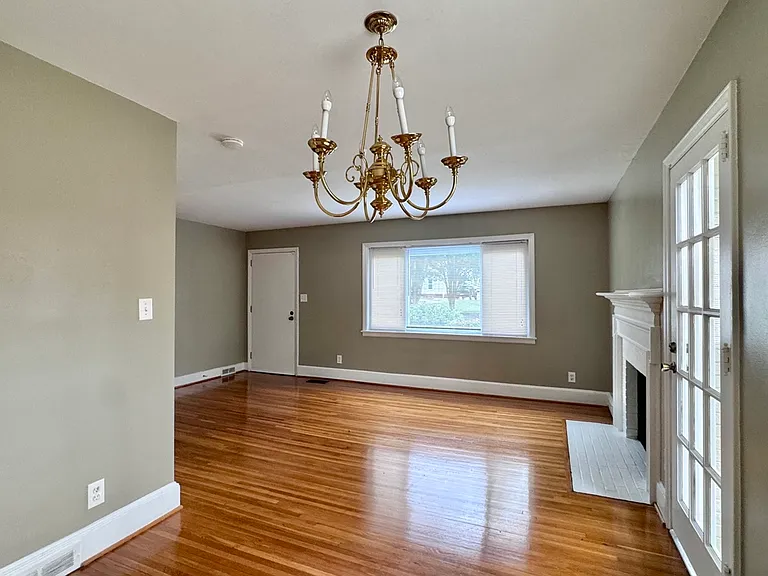 1709 Patton Ave — Photo 4