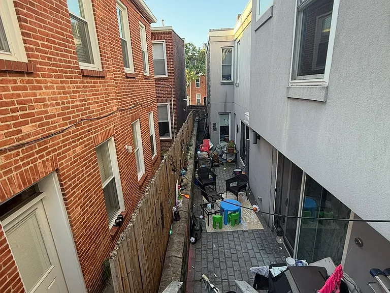 3202 Elliott St — Photo 22