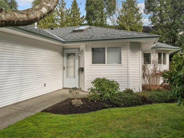 396 Harrogate Rd #32, Campbell River, BC V9W 1W2