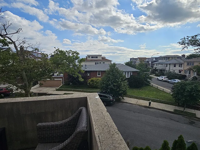 4417 Atlantic Ave #2 — Photo 7