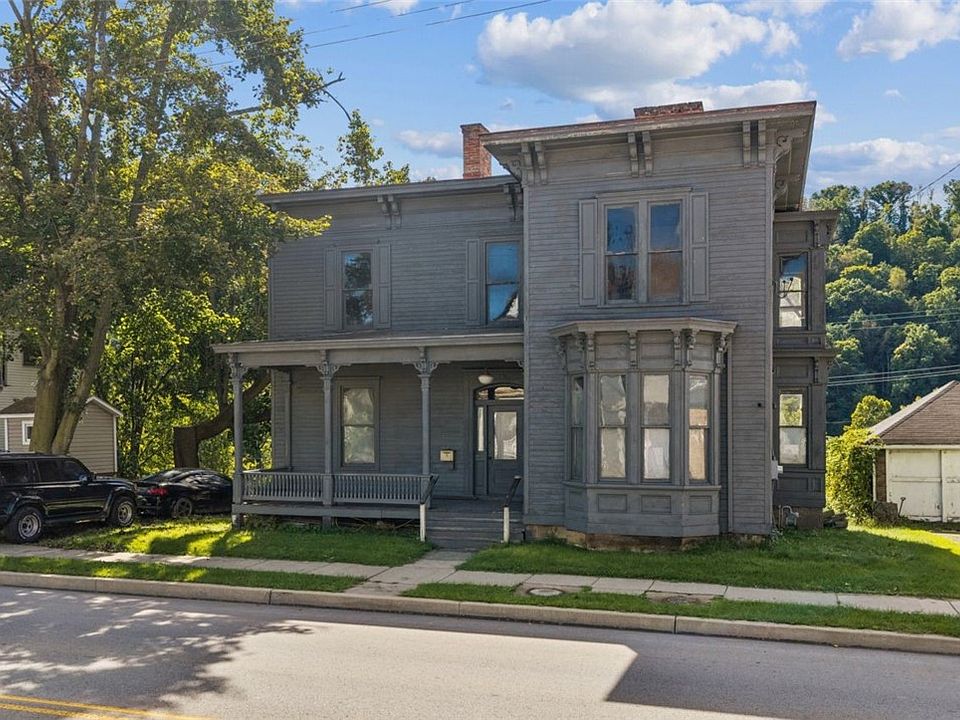 1st image of 1324 3rd Ave