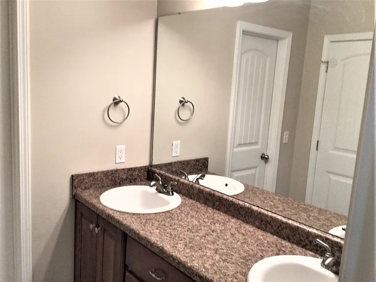133 Ohara Dr — Photo 15