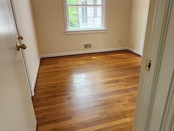 4th image of 808 Timken Dr