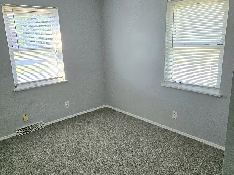 7035 Paxton Rd — Photo 5