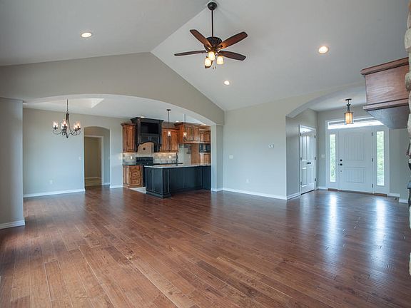 4th image of 1200 Forest Lake Dr