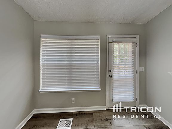 4th image of 909 Celeste Ct