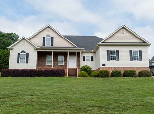 110 Creek Crossing Way, Greer, SC 29651