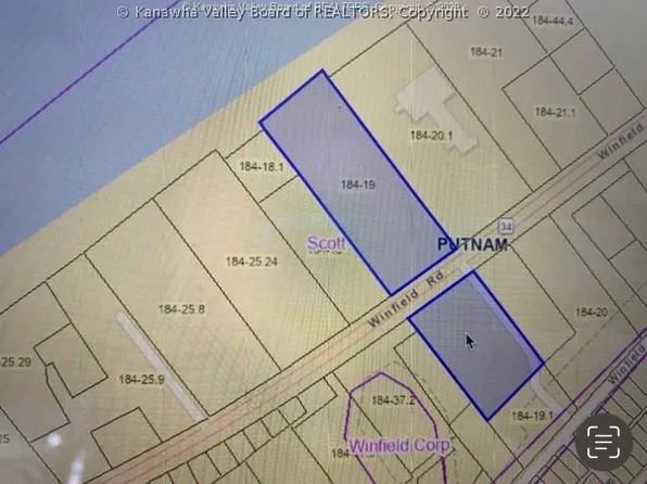 3632 Winfield Rd, Winfield, WV 25213