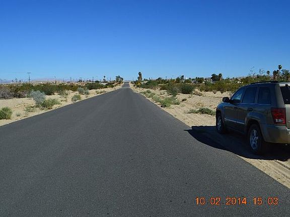 4th image of 72523-25 Cactus Dr