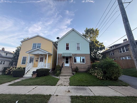 2nd image of 2527 Oak St